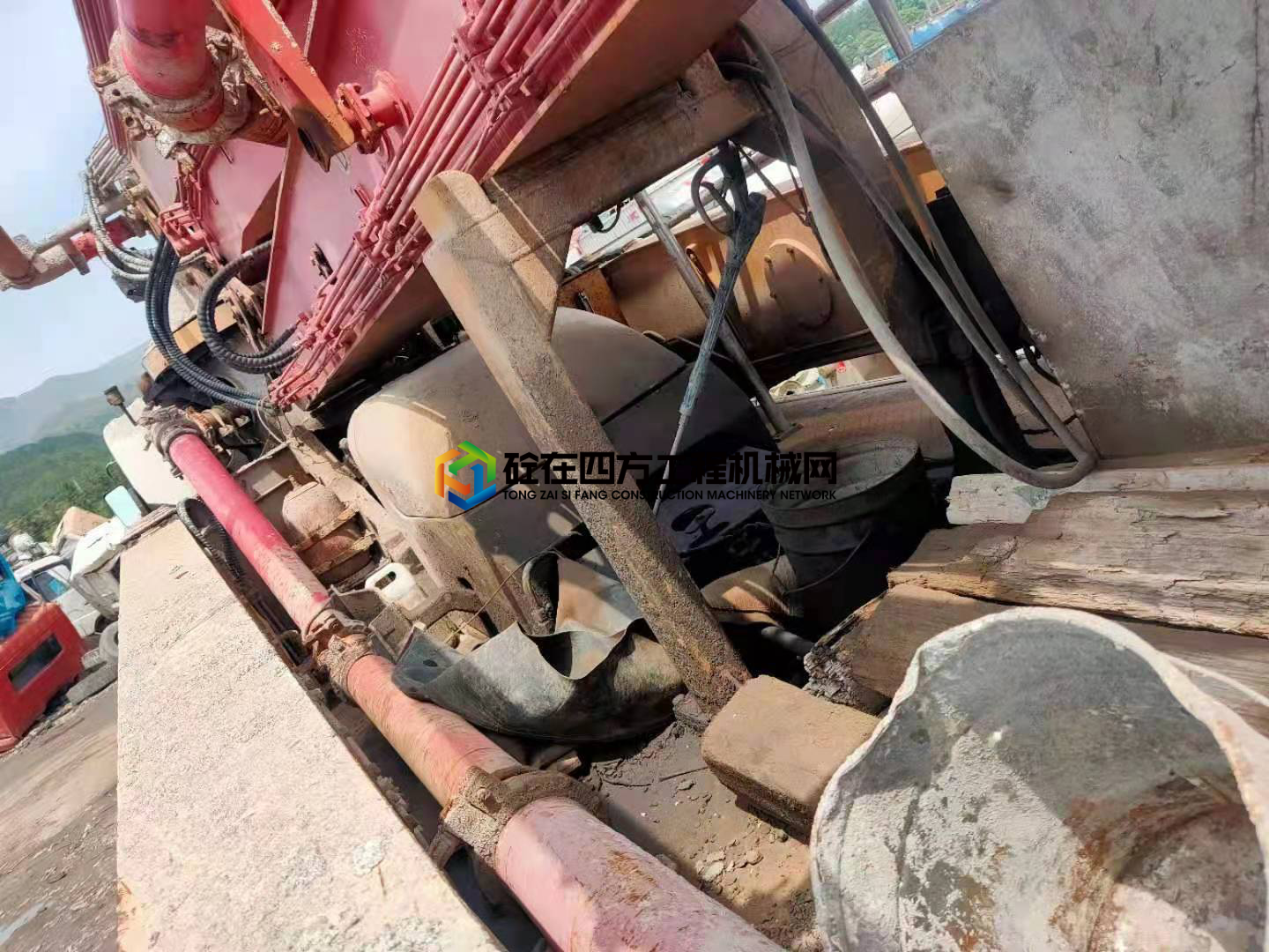 https://images.tongzsf.com/tong/truck_machine/20210419/1607cebad8e8b7.jpg