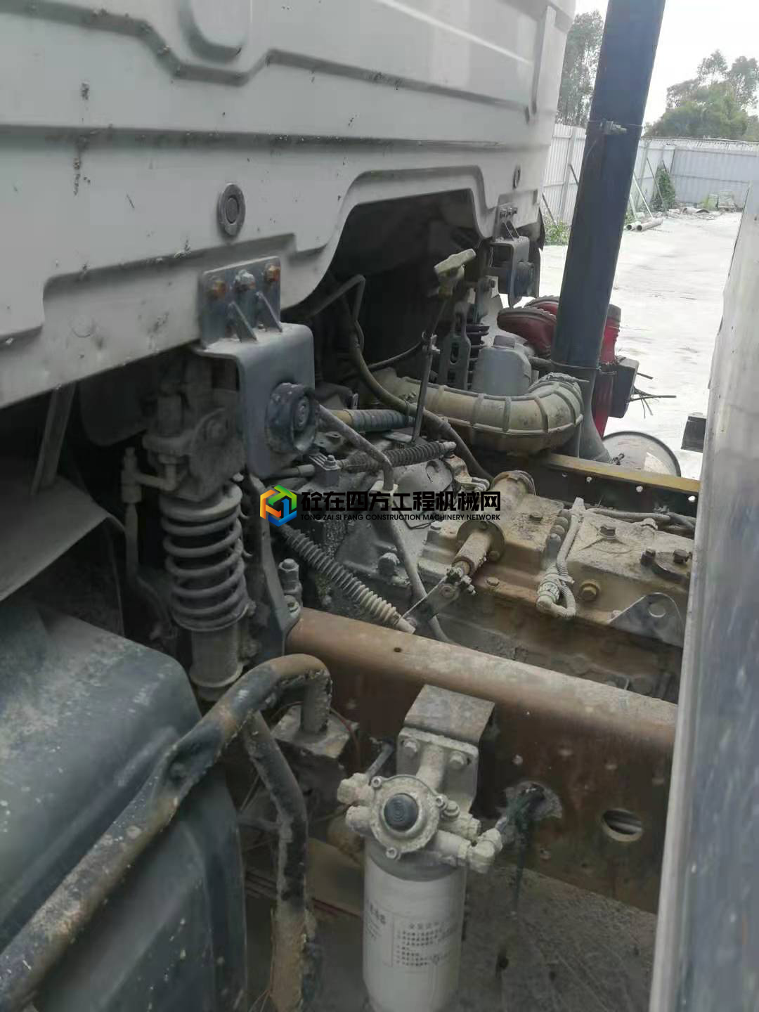 https://images.tongzsf.com/tong/truck_machine/20210419/1607d2edb6e4cd.jpg