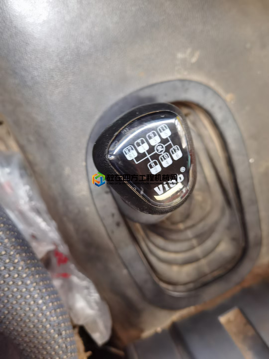 https://images.tongzsf.com/tong/truck_machine/20210419/1607d33567d9fd.jpg