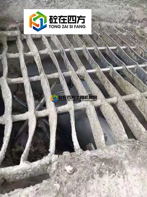 https://images.tongzsf.com/tong/truck_machine/20210419/1607d492f1cc26.jpg