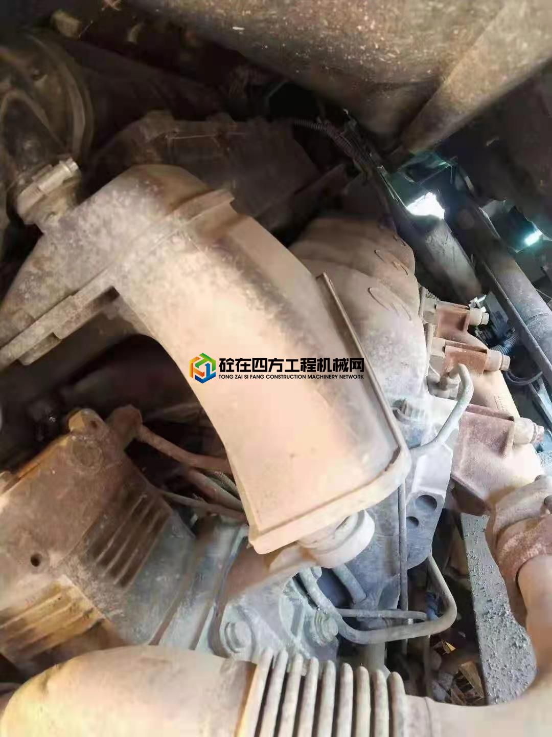 https://images.tongzsf.com/tong/truck_machine/20210420/1607e33ca6c143.jpg