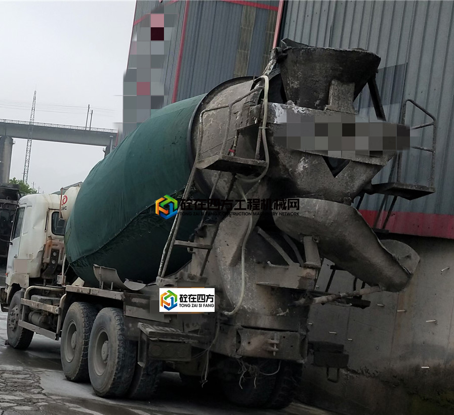 https://images.tongzsf.com/tong/truck_machine/20210420/1607e75bce8c49.jpg
