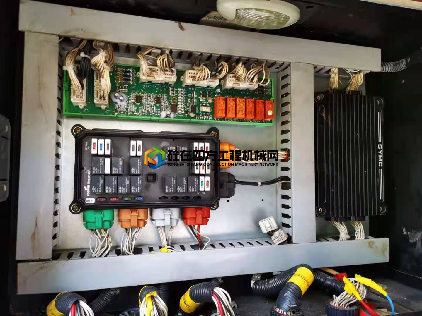 https://images.tongzsf.com/tong/truck_machine/20210420/1607e8c109ba9e.jpg