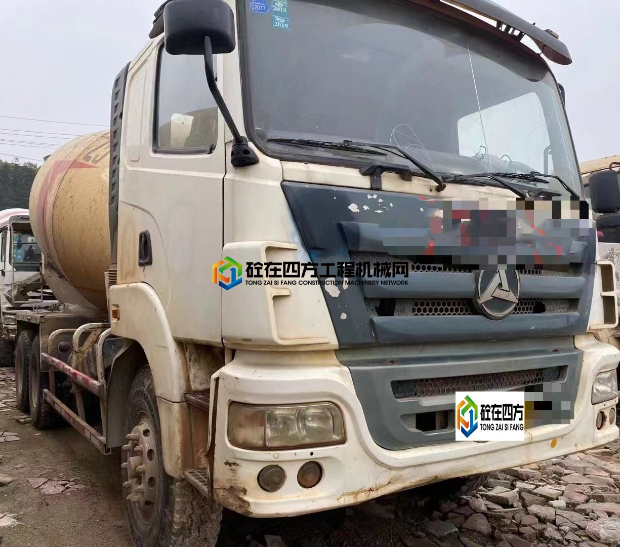 https://images.tongzsf.com/tong/truck_machine/20210421/1607f7bfc4d5c1.jpg