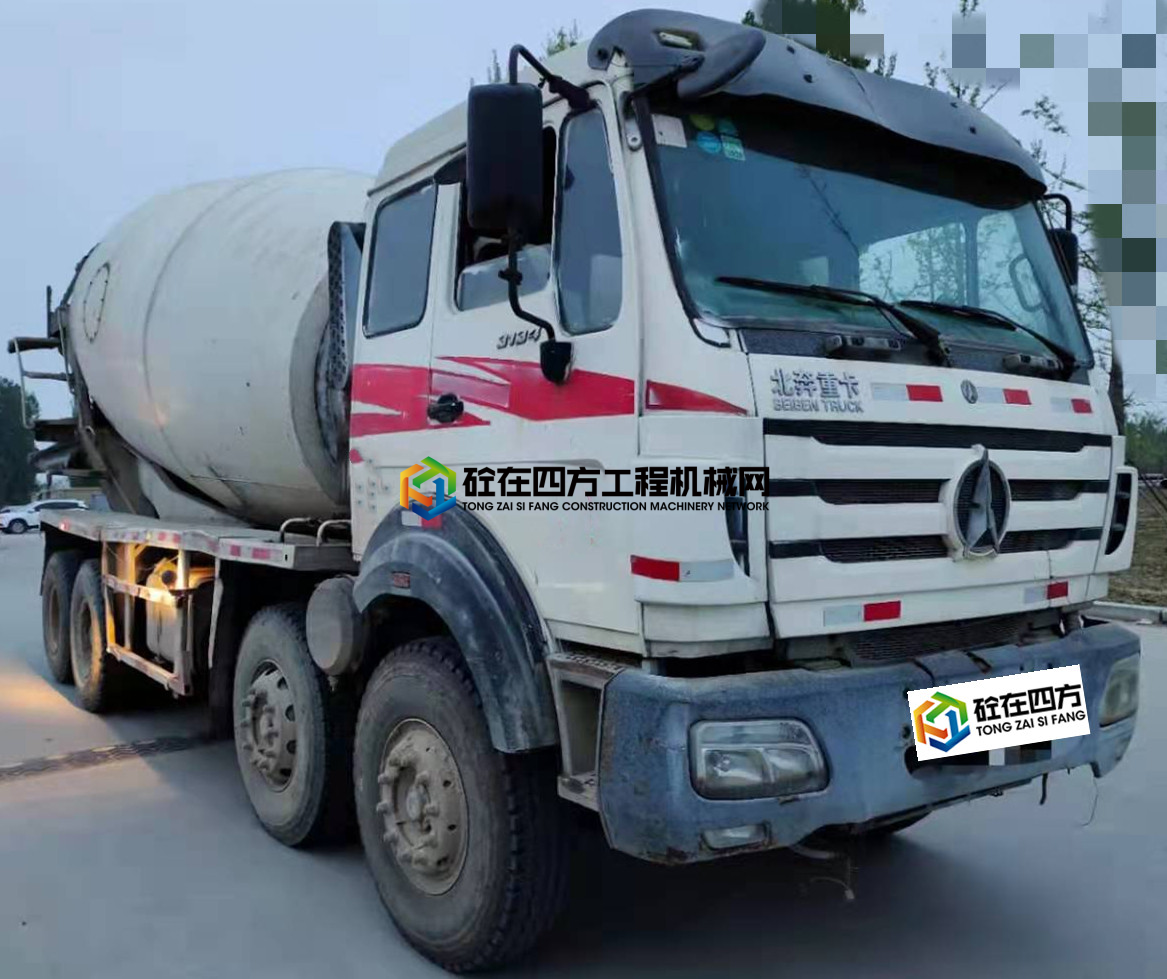 https://images.tongzsf.com/tong/truck_machine/20210421/1607fe675e6c31.jpg
