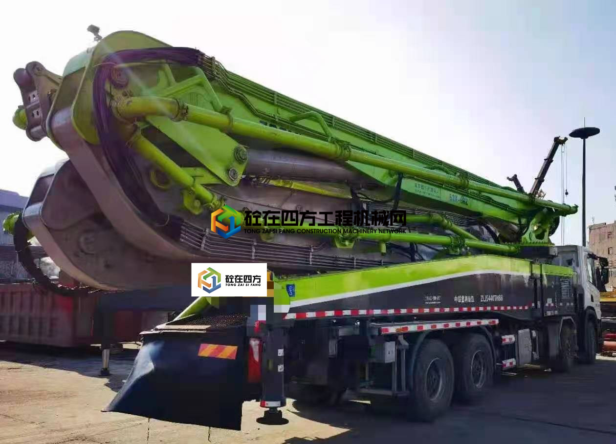 https://images.tongzsf.com/tong/truck_machine/20210422/16080d34fd2c40.jpg