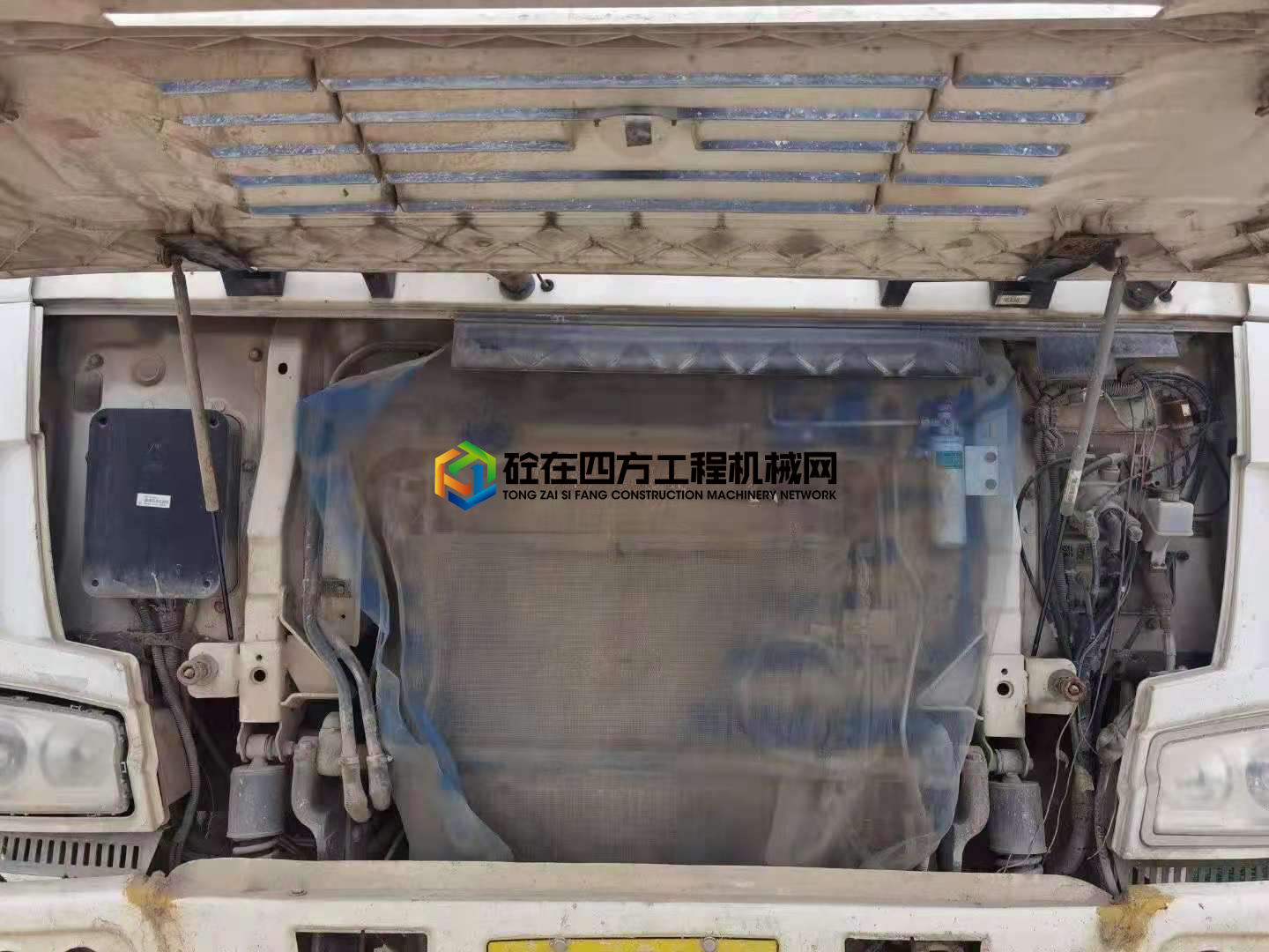 https://images.tongzsf.com/tong/truck_machine/20210422/16080d6062478a.jpg