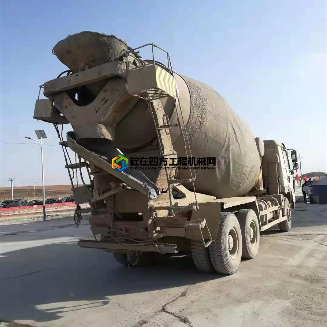 https://images.tongzsf.com/tong/truck_machine/20210422/16080dff789a88.jpg