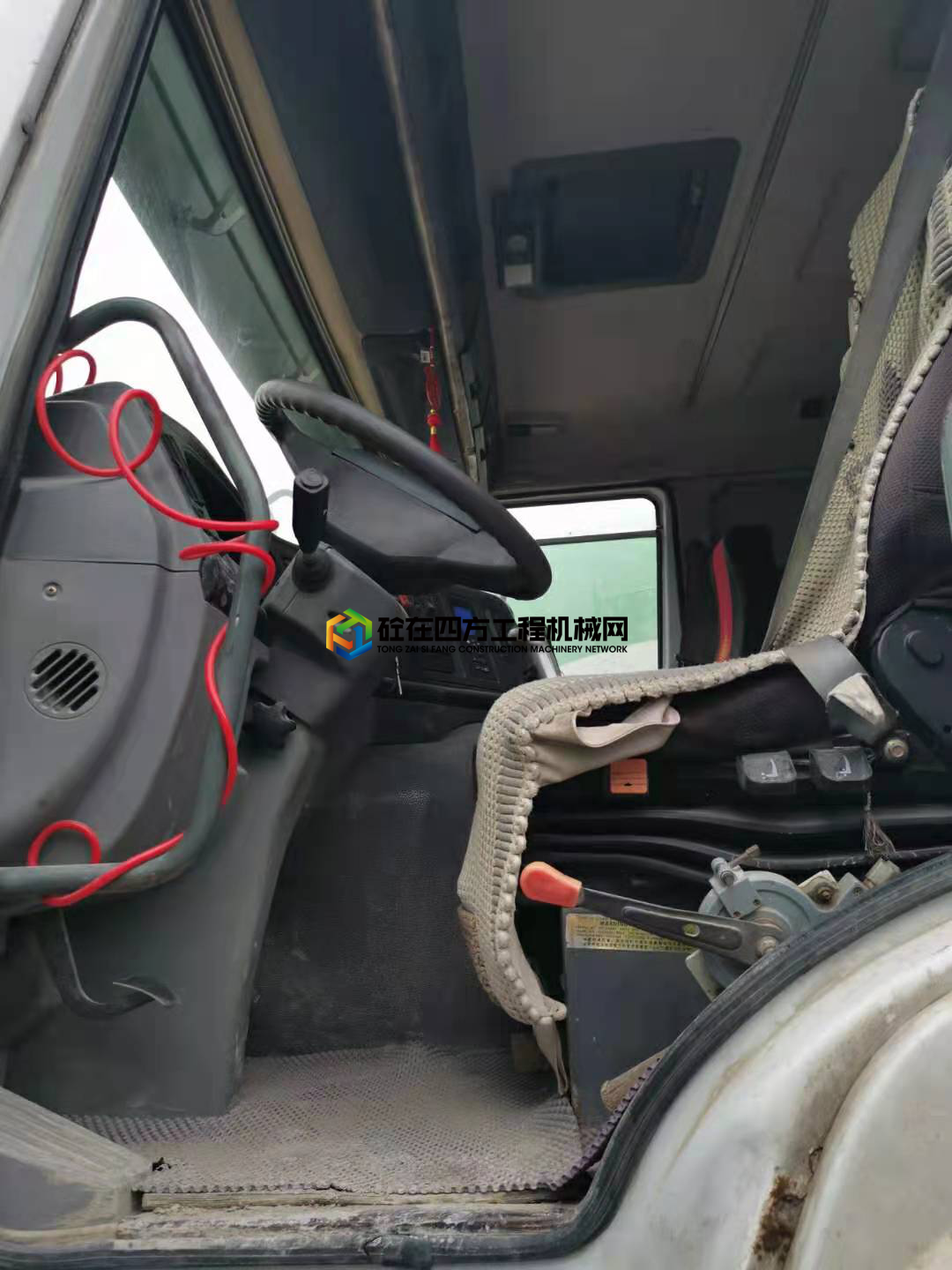 https://images.tongzsf.com/tong/truck_machine/20210423/1608220f7015b6.jpg