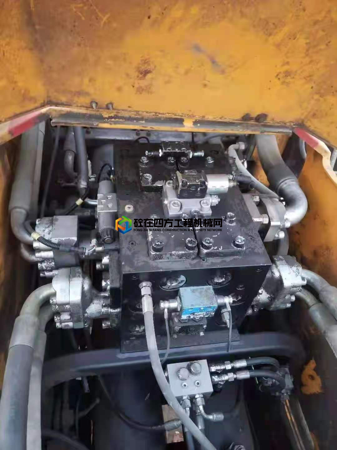 https://images.tongzsf.com/tong/truck_machine/20210423/1608230542c782.jpg