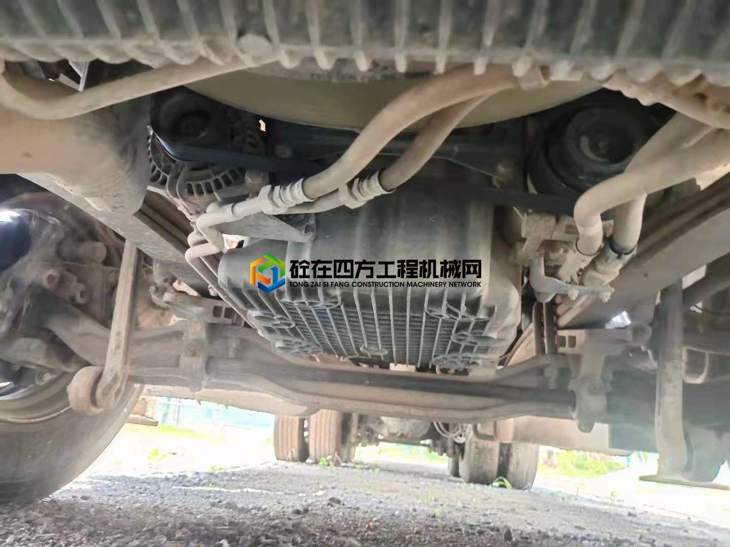 https://images.tongzsf.com/tong/truck_machine/20210424/1608389da32dd5.jpg