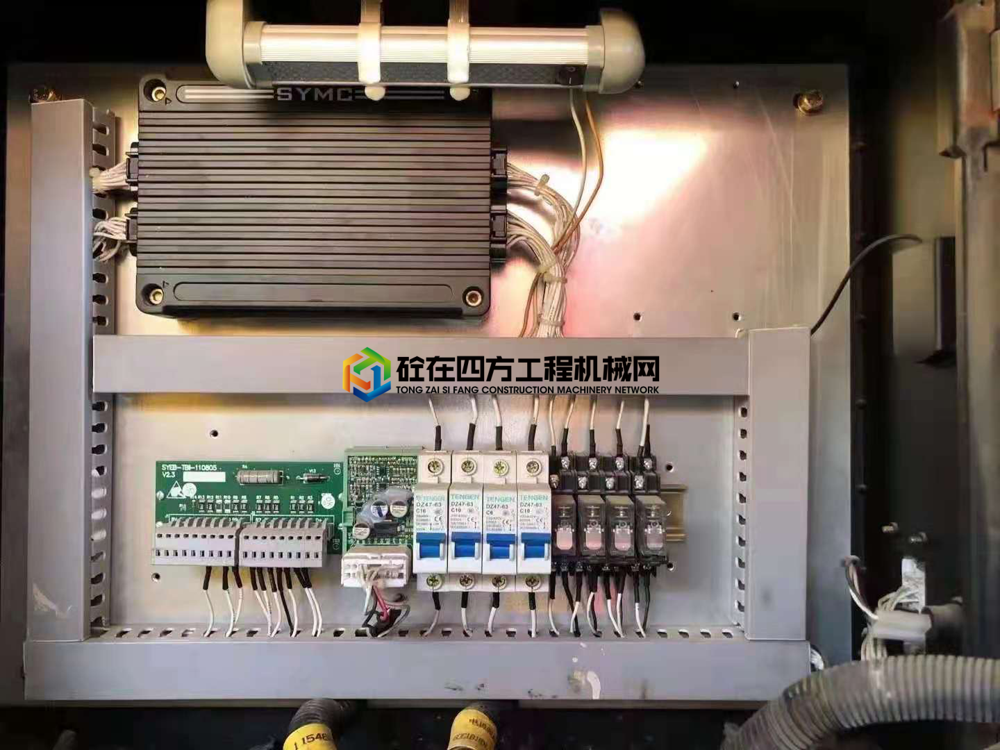 https://images.tongzsf.com/tong/truck_machine/20210424/16083d7ef6d8d7.jpg