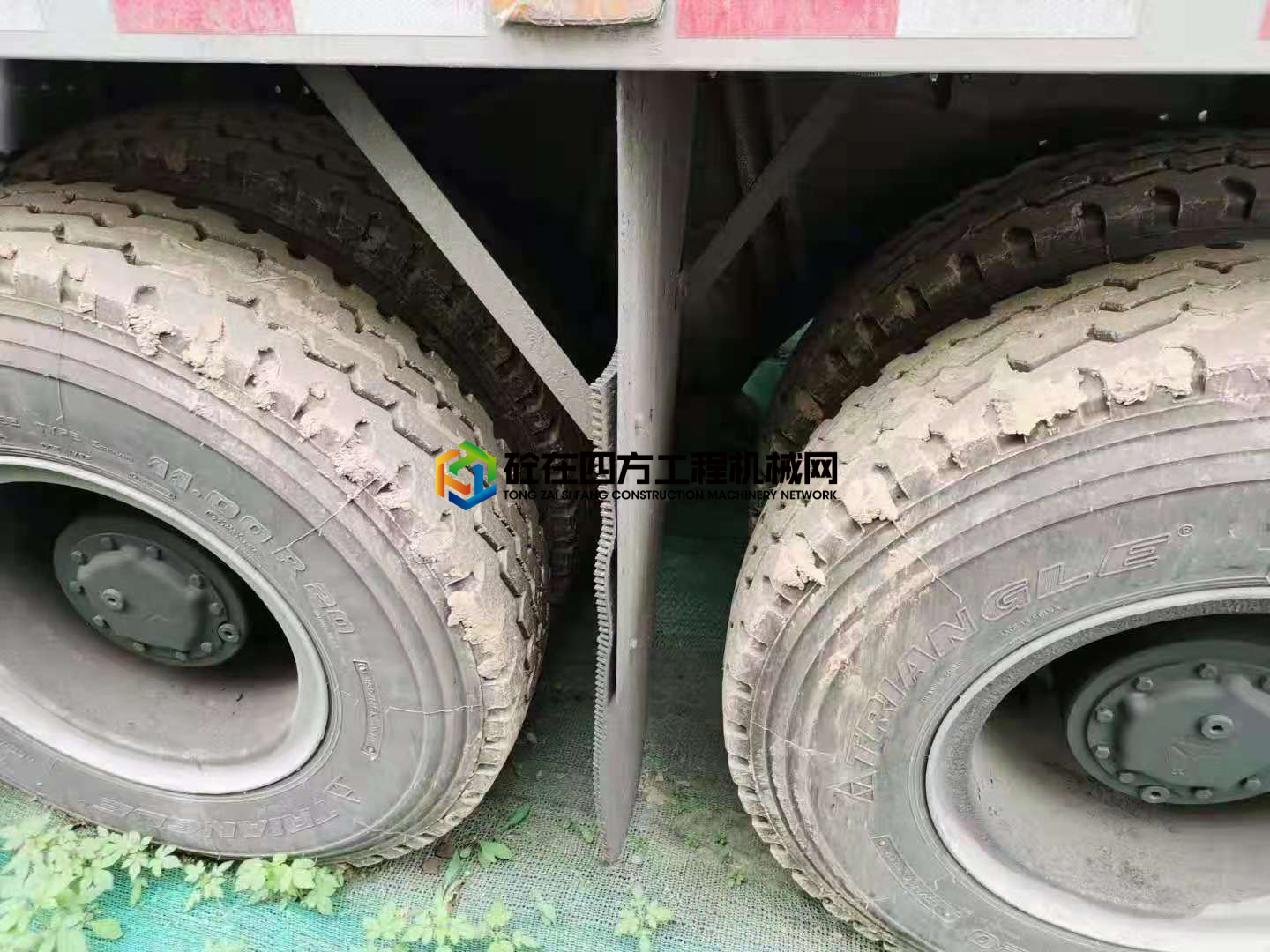 https://images.tongzsf.com/tong/truck_machine/20210425/16084c43e2827e.jpg