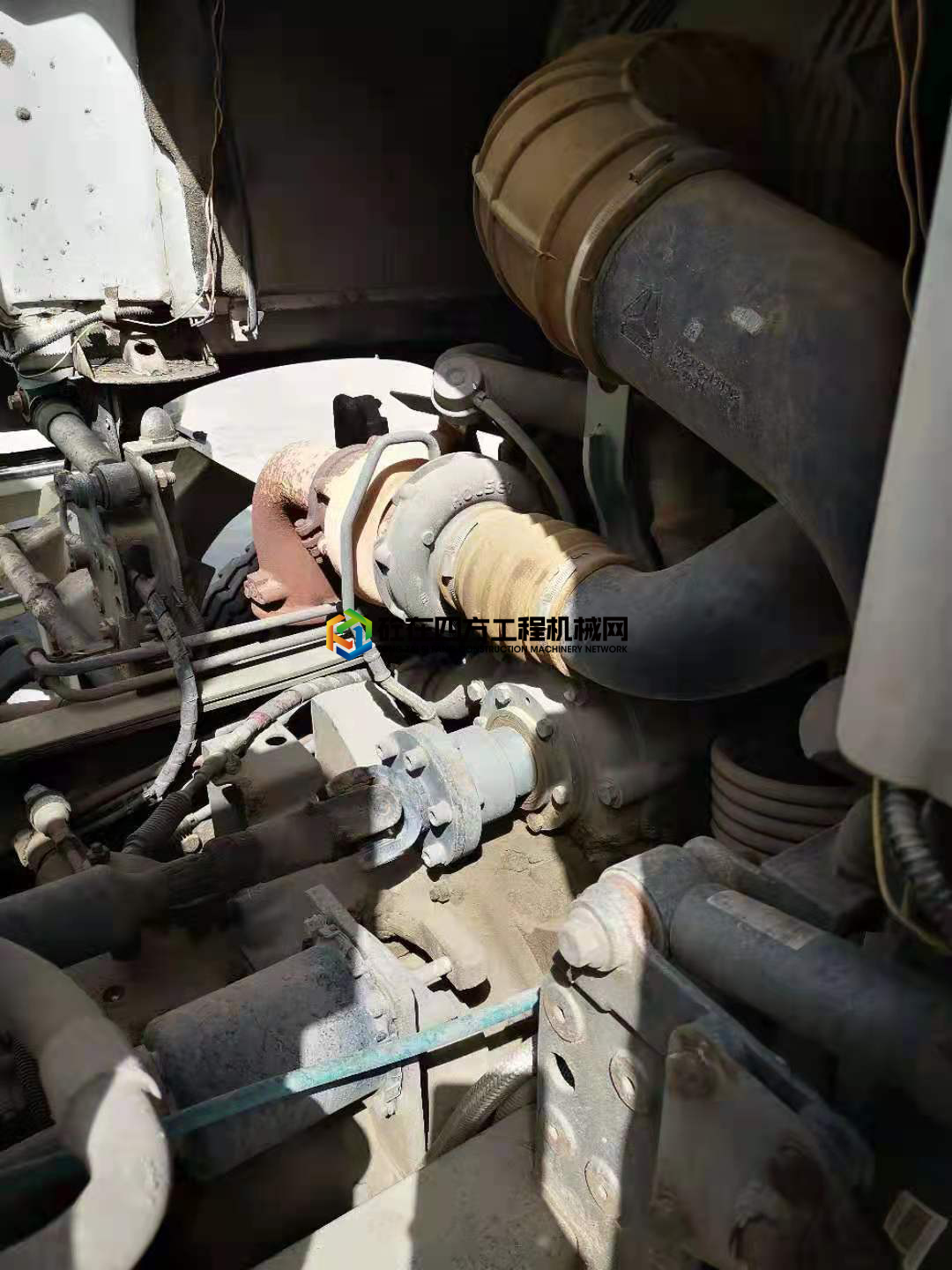 https://images.tongzsf.com/tong/truck_machine/20210425/1608525049d26a.jpg