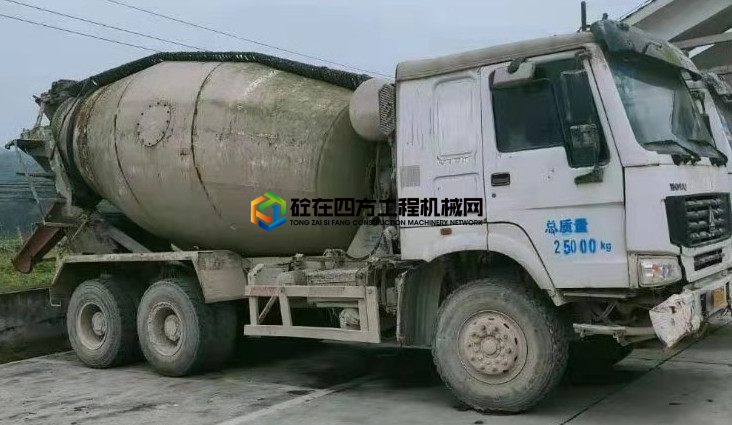 https://images.tongzsf.com/tong/truck_machine/20210425/1608536523d0dc.jpg
