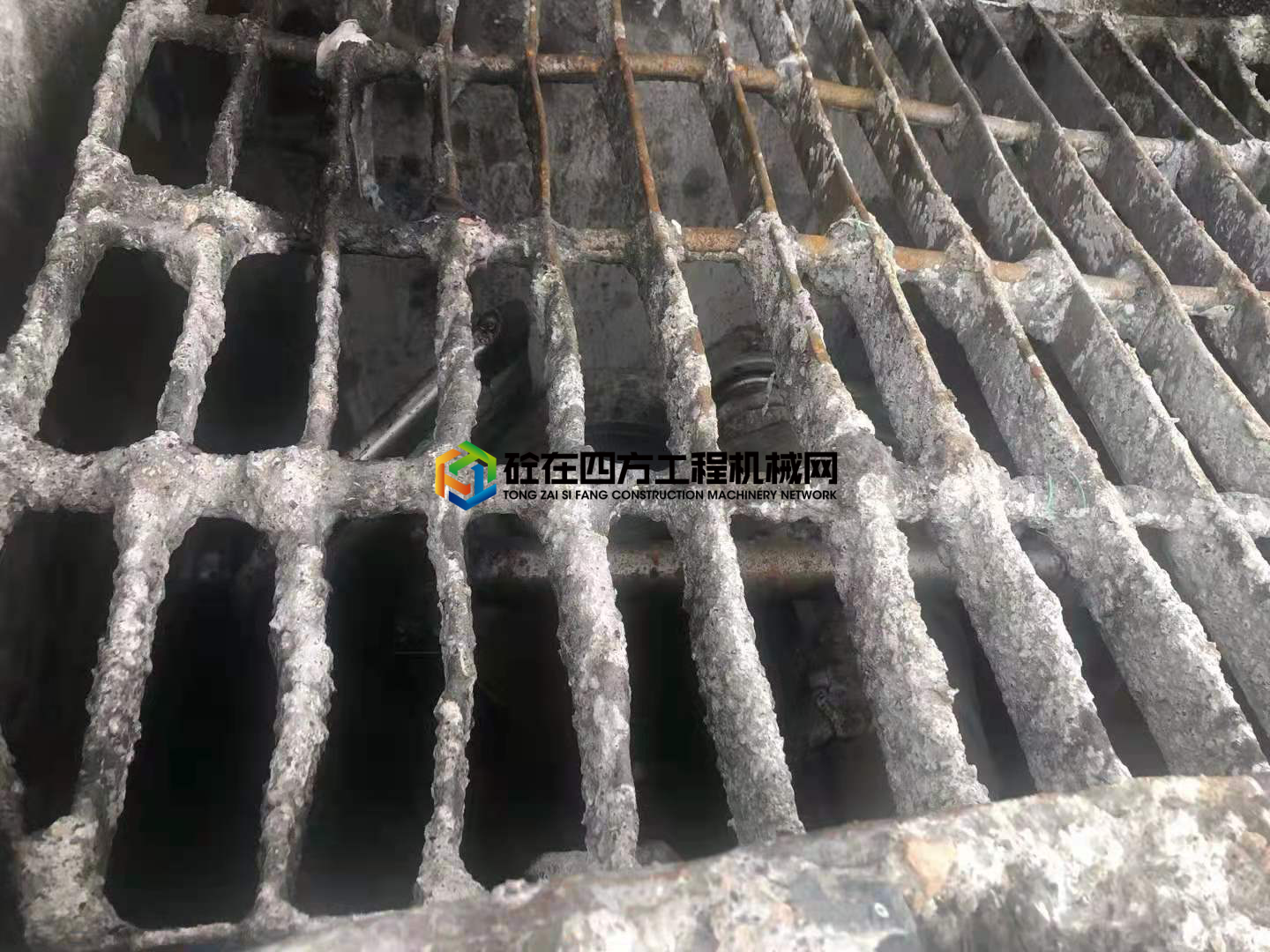 https://images.tongzsf.com/tong/truck_machine/20210426/160860e491104f.jpg