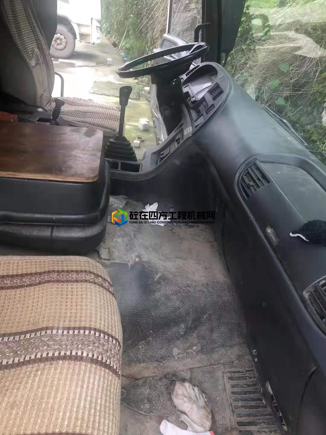 https://images.tongzsf.com/tong/truck_machine/20210426/160860e4a10754.jpg