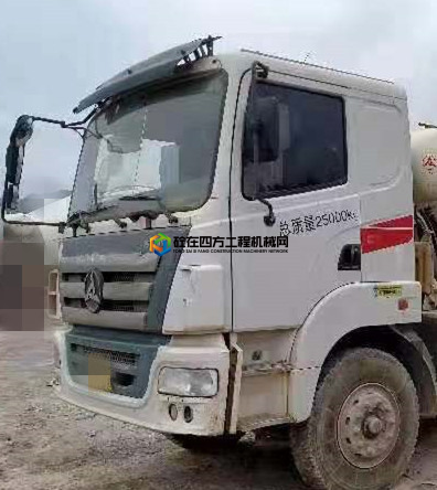 https://images.tongzsf.com/tong/truck_machine/20210426/16086138303b50.jpg