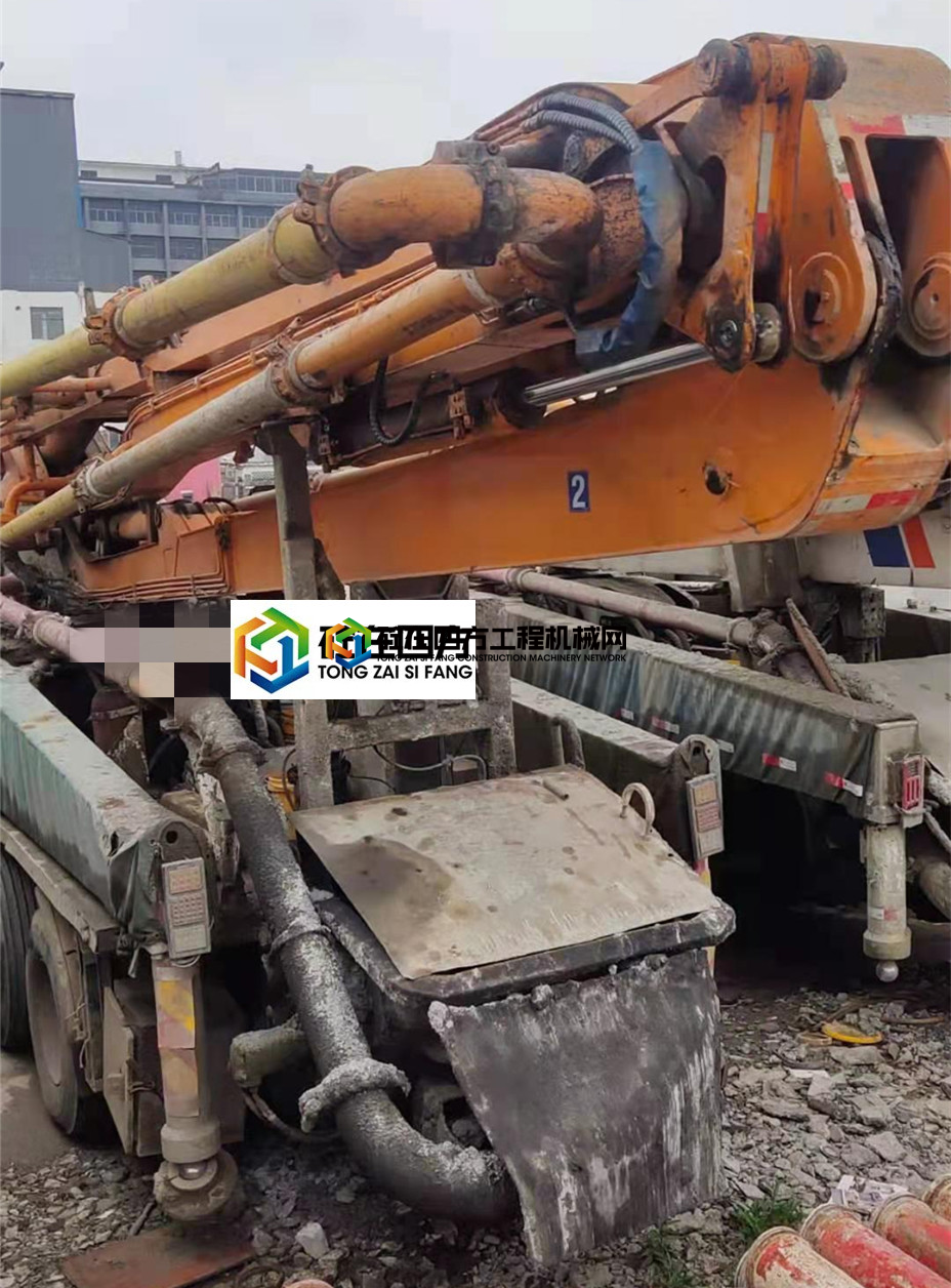 https://images.tongzsf.com/tong/truck_machine/20210426/160865f382dbf9.jpg