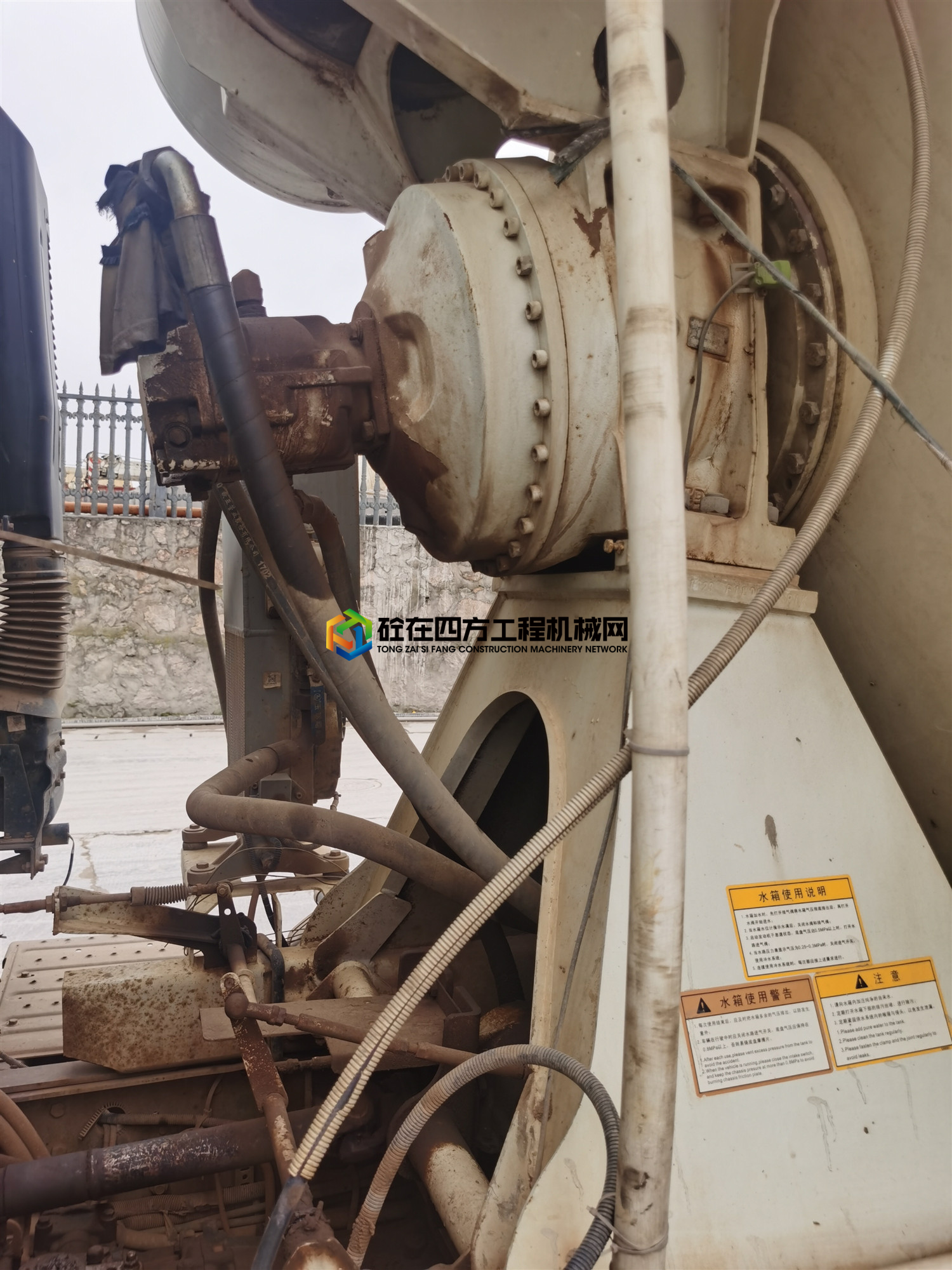 https://images.tongzsf.com/tong/truck_machine/20210427/160876687ee58b.jpg