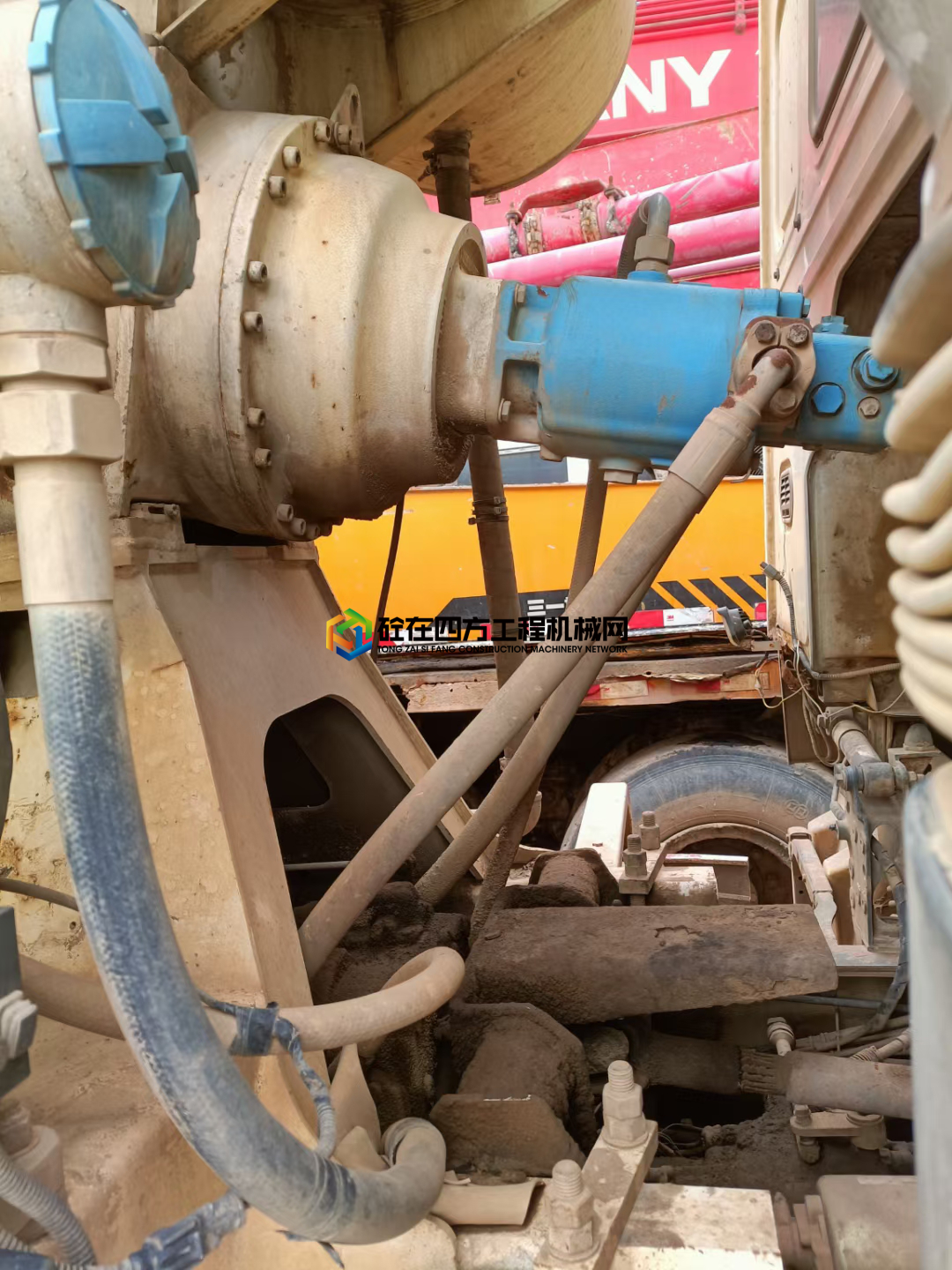 https://images.tongzsf.com/tong/truck_machine/20210427/160877a1eb8d44.jpg