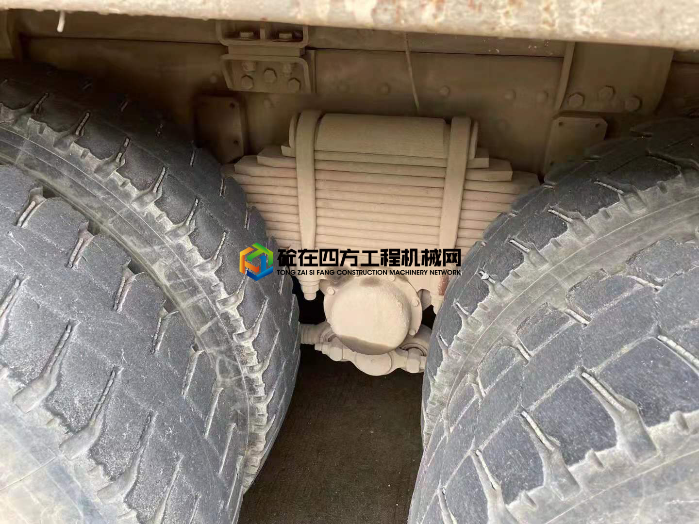 https://images.tongzsf.com/tong/truck_machine/20210427/16087de232f973.jpg