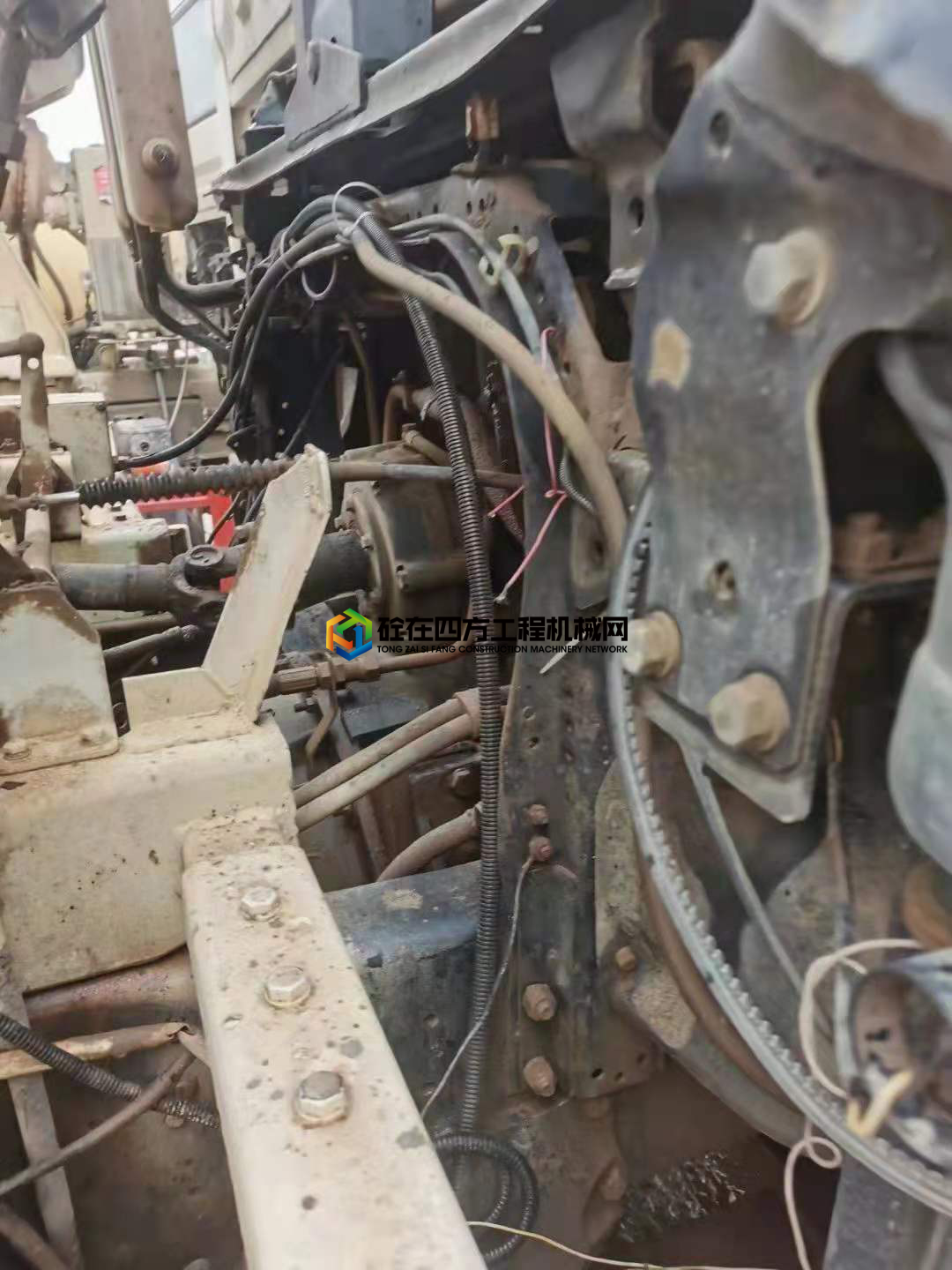 https://images.tongzsf.com/tong/truck_machine/20210428/16088b45fd7e52.jpg