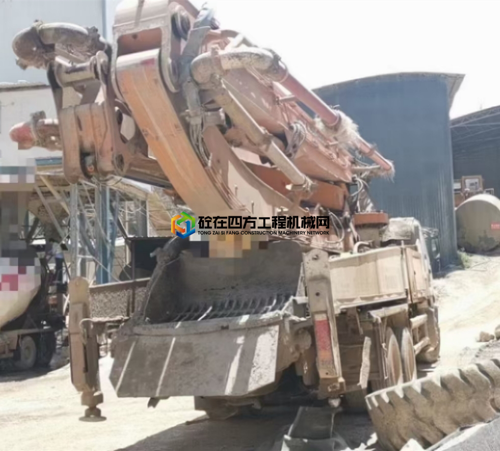 https://images.tongzsf.com/tong/truck_machine/20210428/16088b64d62d9a.jpg