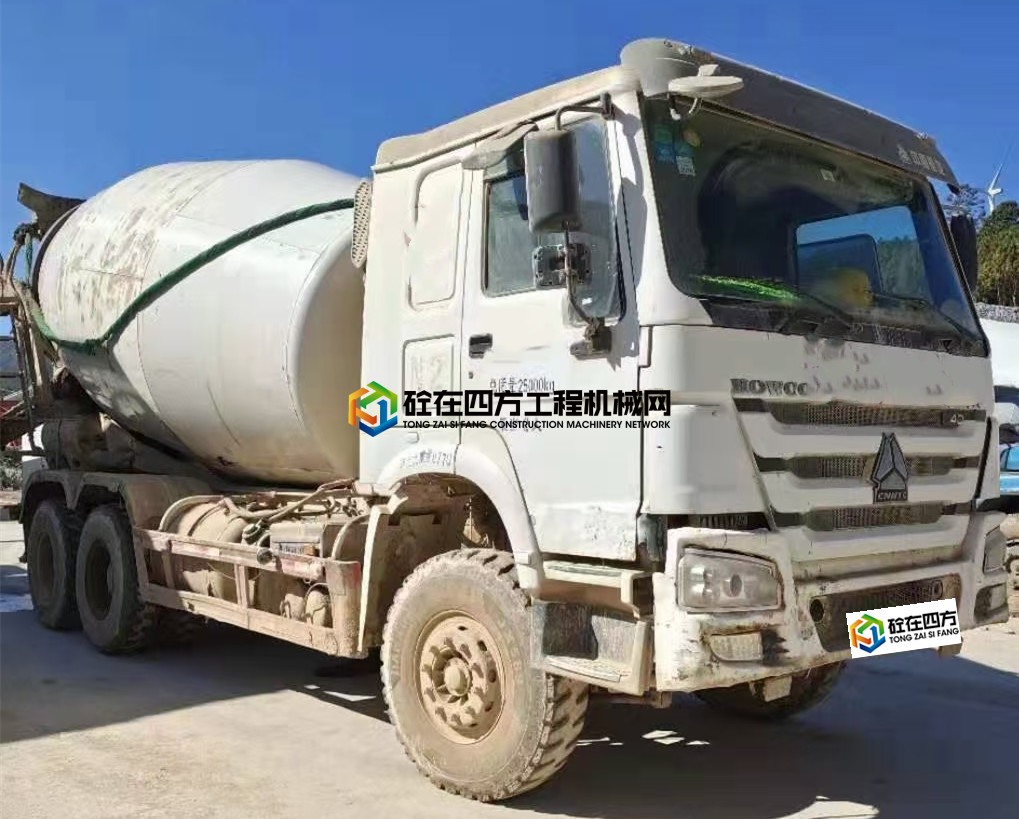 https://images.tongzsf.com/tong/truck_machine/20210428/16088b6e026429.jpg
