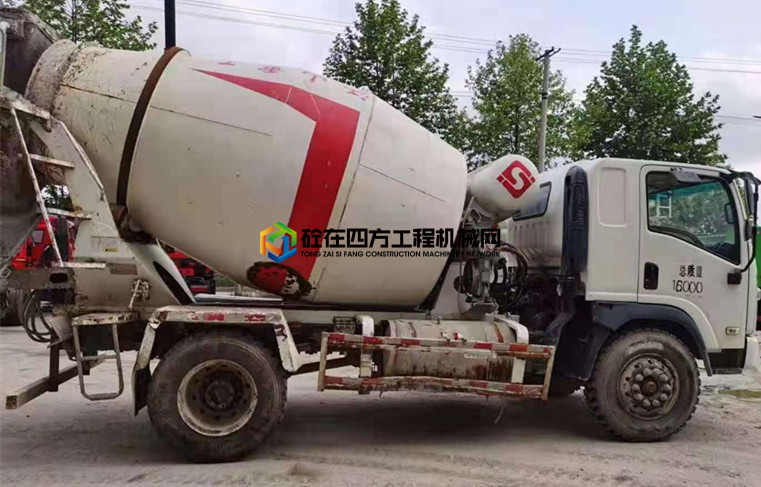 https://images.tongzsf.com/tong/truck_machine/20210428/16088b7c9ce82a.jpg