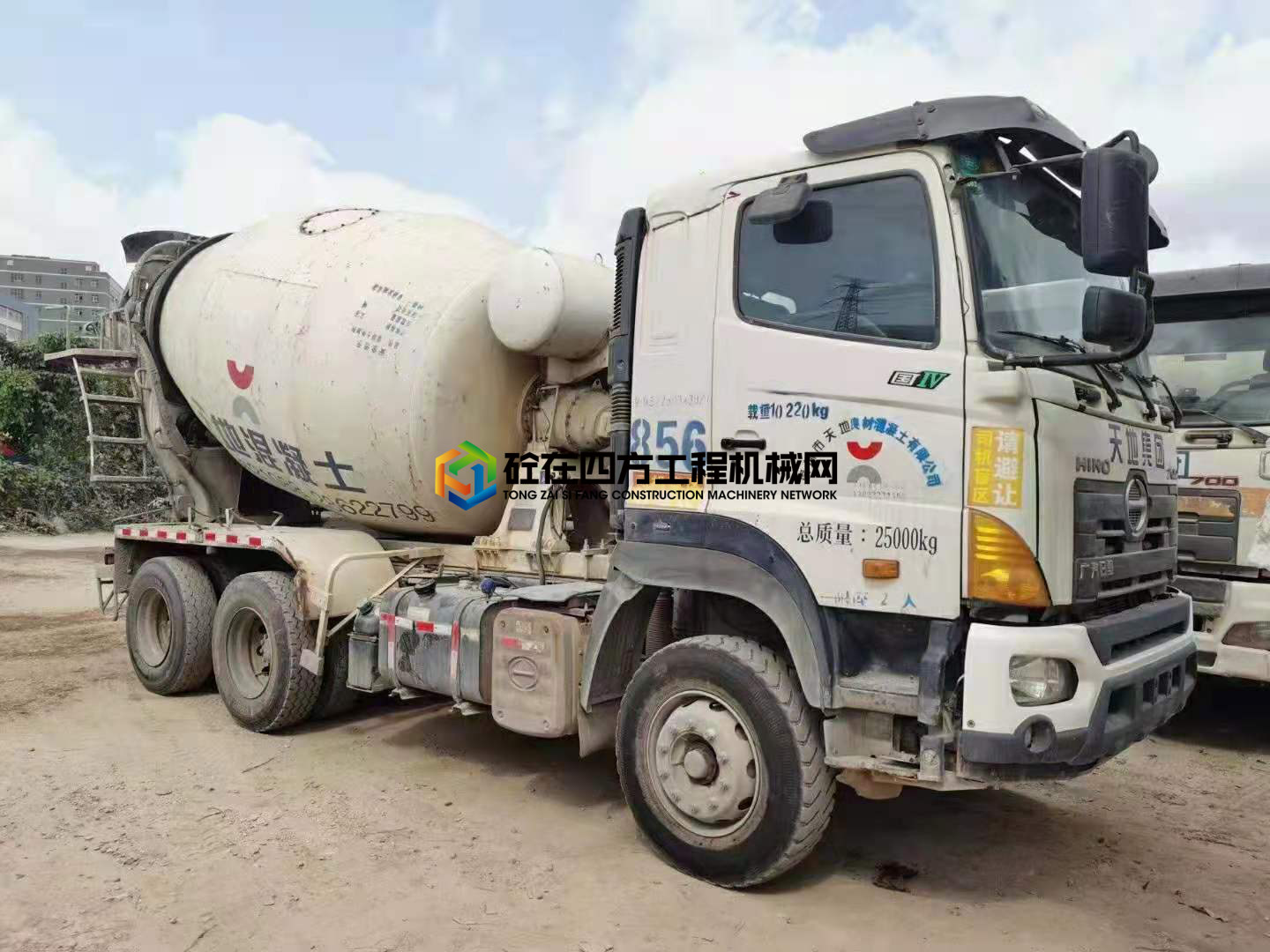 https://images.tongzsf.com/tong/truck_machine/20210428/16088bc953d43d.jpg