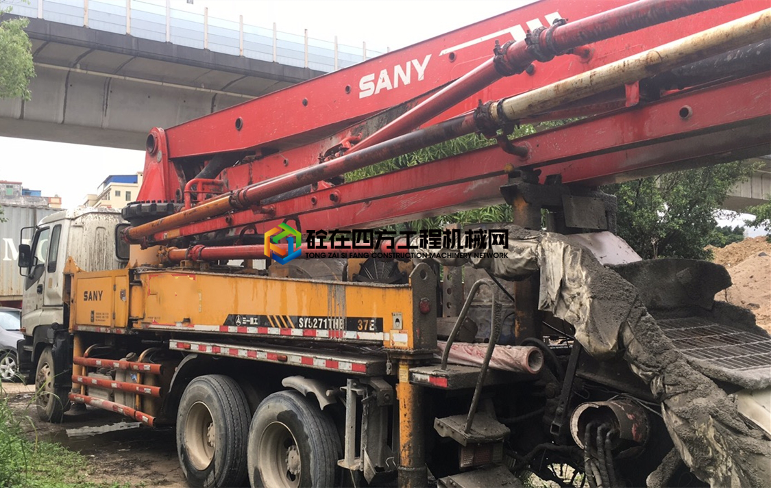 https://images.tongzsf.com/tong/truck_machine/20210428/1608902fff1ed5.jpg