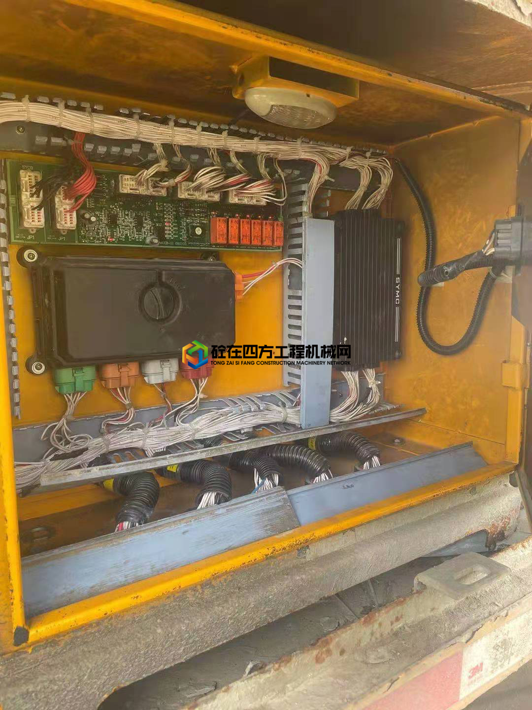 https://images.tongzsf.com/tong/truck_machine/20210428/160891cd165042.jpg