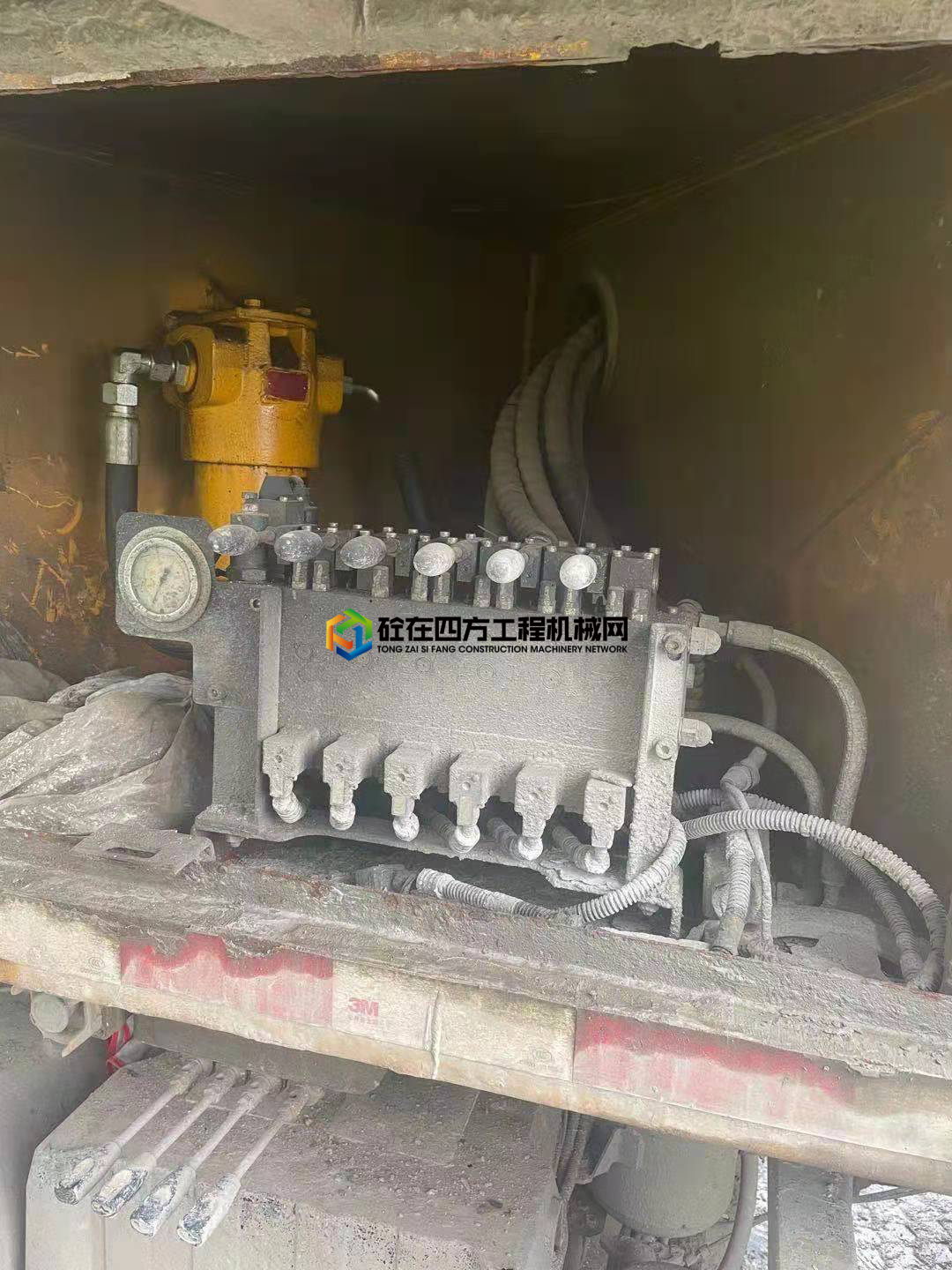 https://images.tongzsf.com/tong/truck_machine/20210428/160891cd332779.jpg