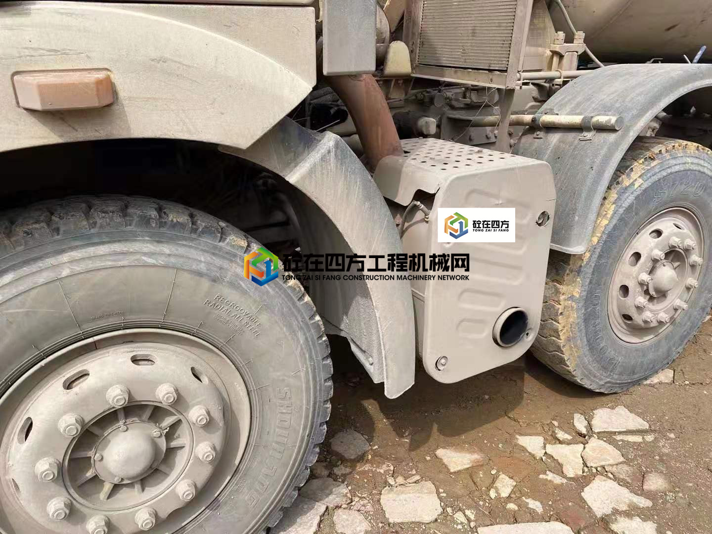 https://images.tongzsf.com/tong/truck_machine/20210429/1608a4fa3423a9.jpg