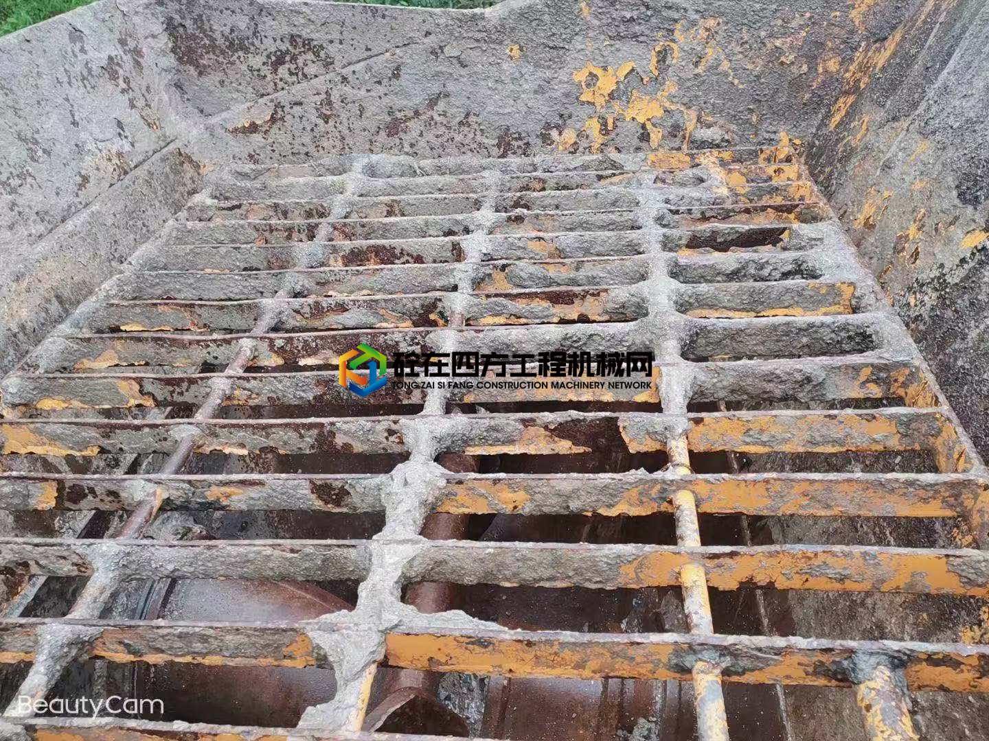 https://images.tongzsf.com/tong/truck_machine/20210429/1608a57915b9d7.jpg