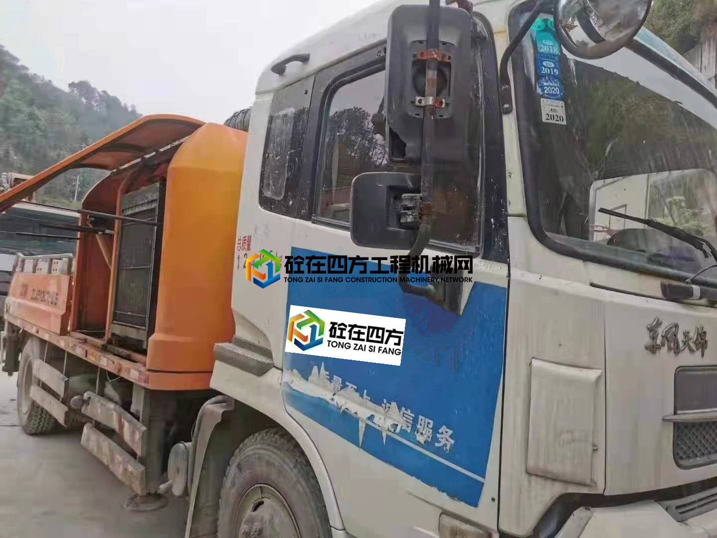 https://images.tongzsf.com/tong/truck_machine/20210429/1608a5d41bdfb2.jpg