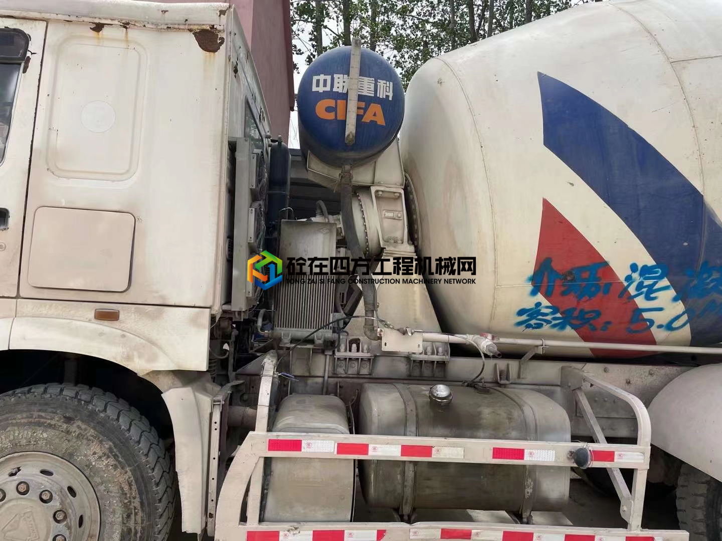 https://images.tongzsf.com/tong/truck_machine/20210429/1608a80046bdc4.jpg