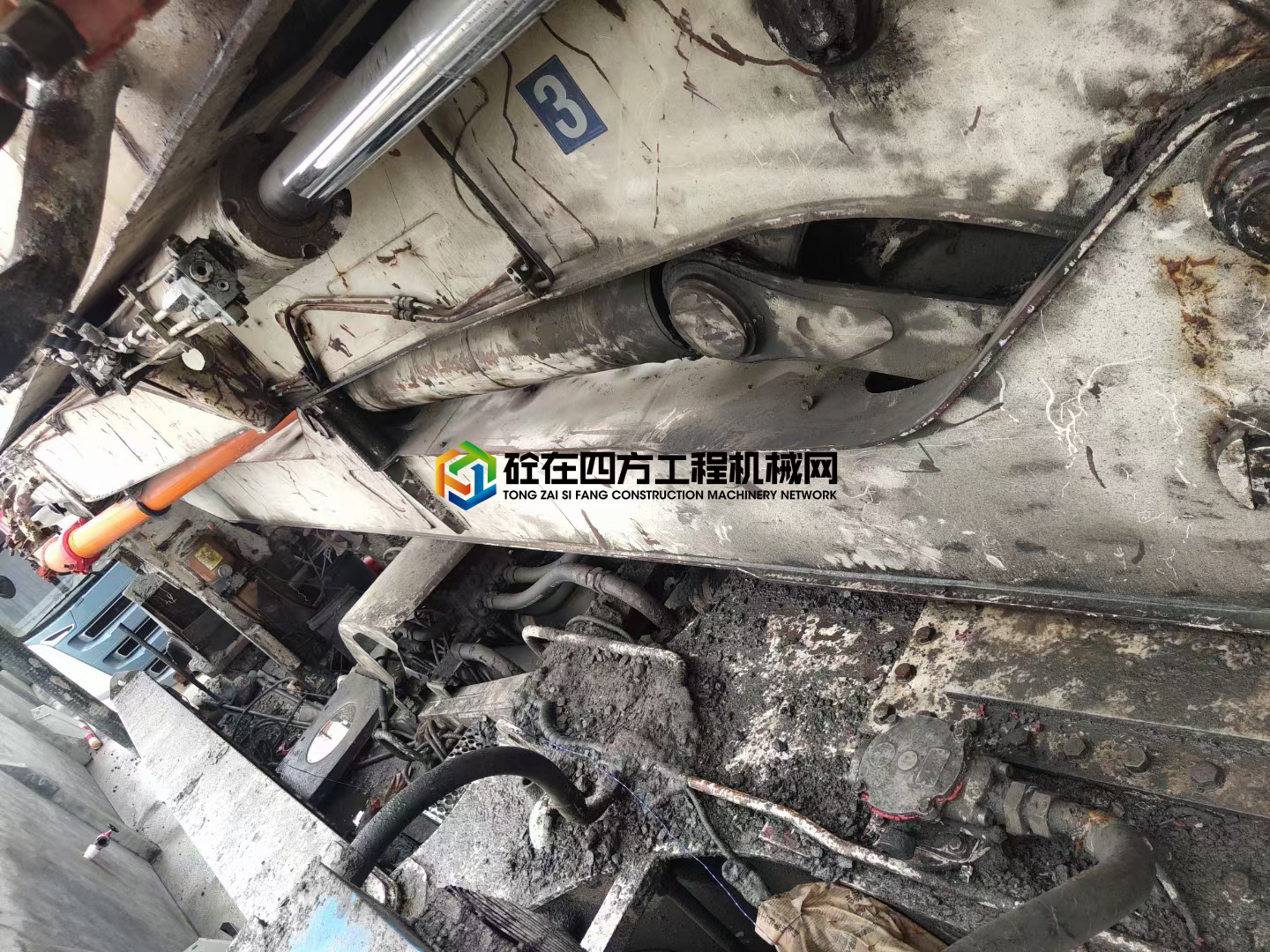 https://images.tongzsf.com/tong/truck_machine/20210430/1608b77042ac2d.jpg