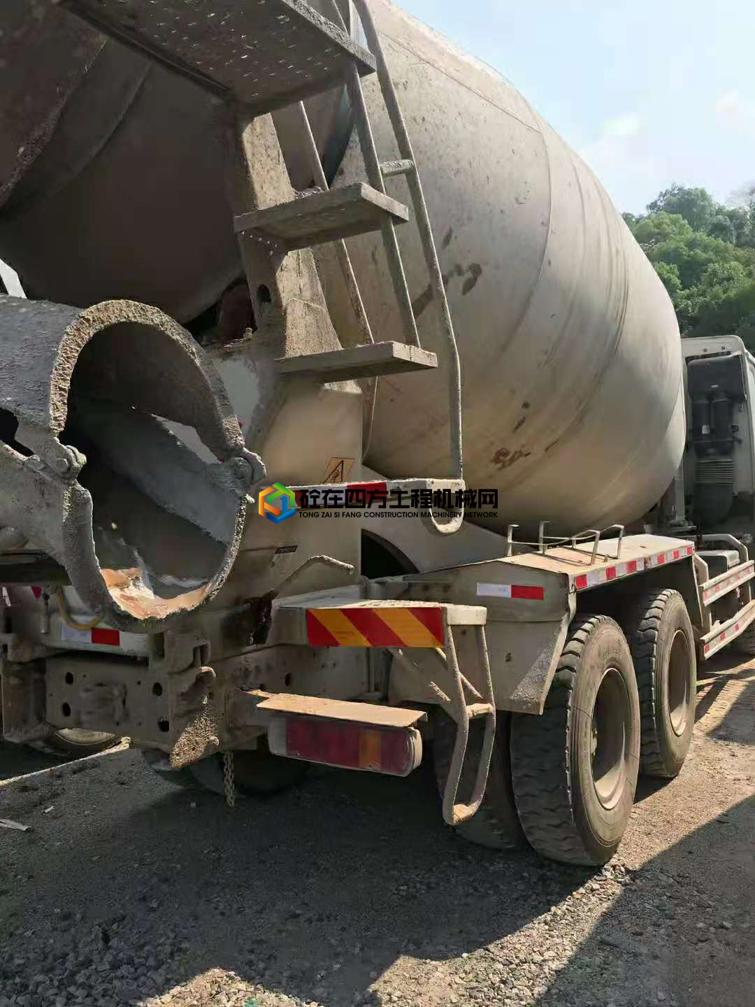 https://images.tongzsf.com/tong/truck_machine/20210430/1608bb64ce9d7d.jpg