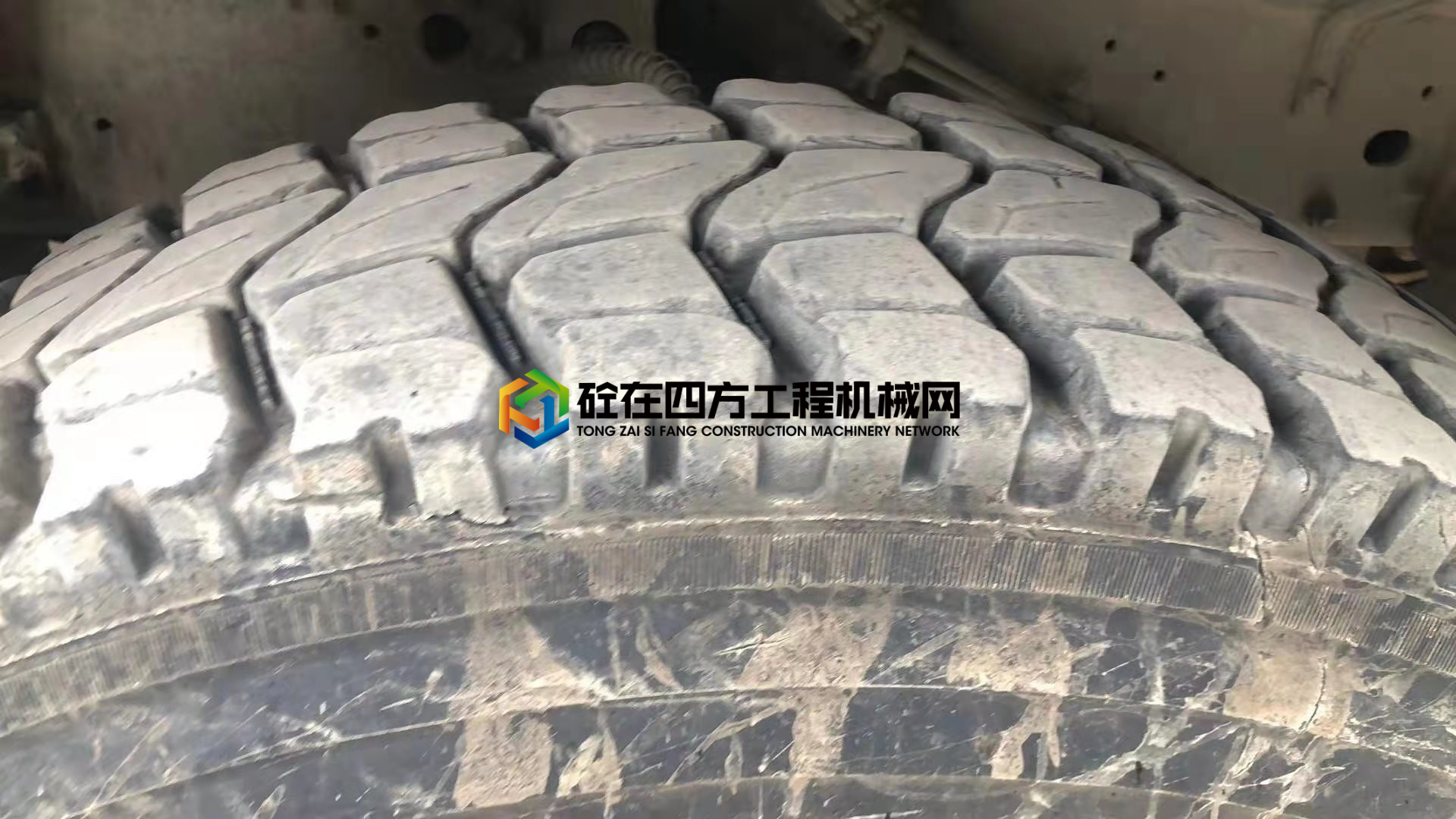 https://images.tongzsf.com/tong/truck_machine/20210506/160934216abba8.jpg