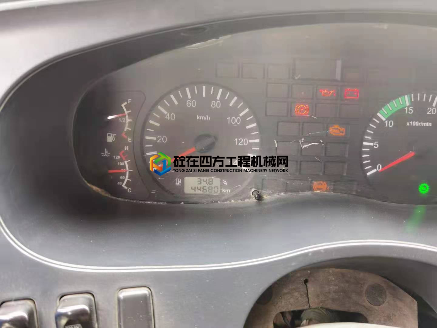 https://images.tongzsf.com/tong/truck_machine/20210506/160935b726366d.jpg