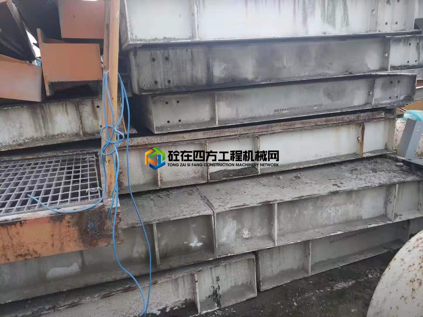 https://images.tongzsf.com/tong/truck_machine/20210506/16093c23729052.jpg