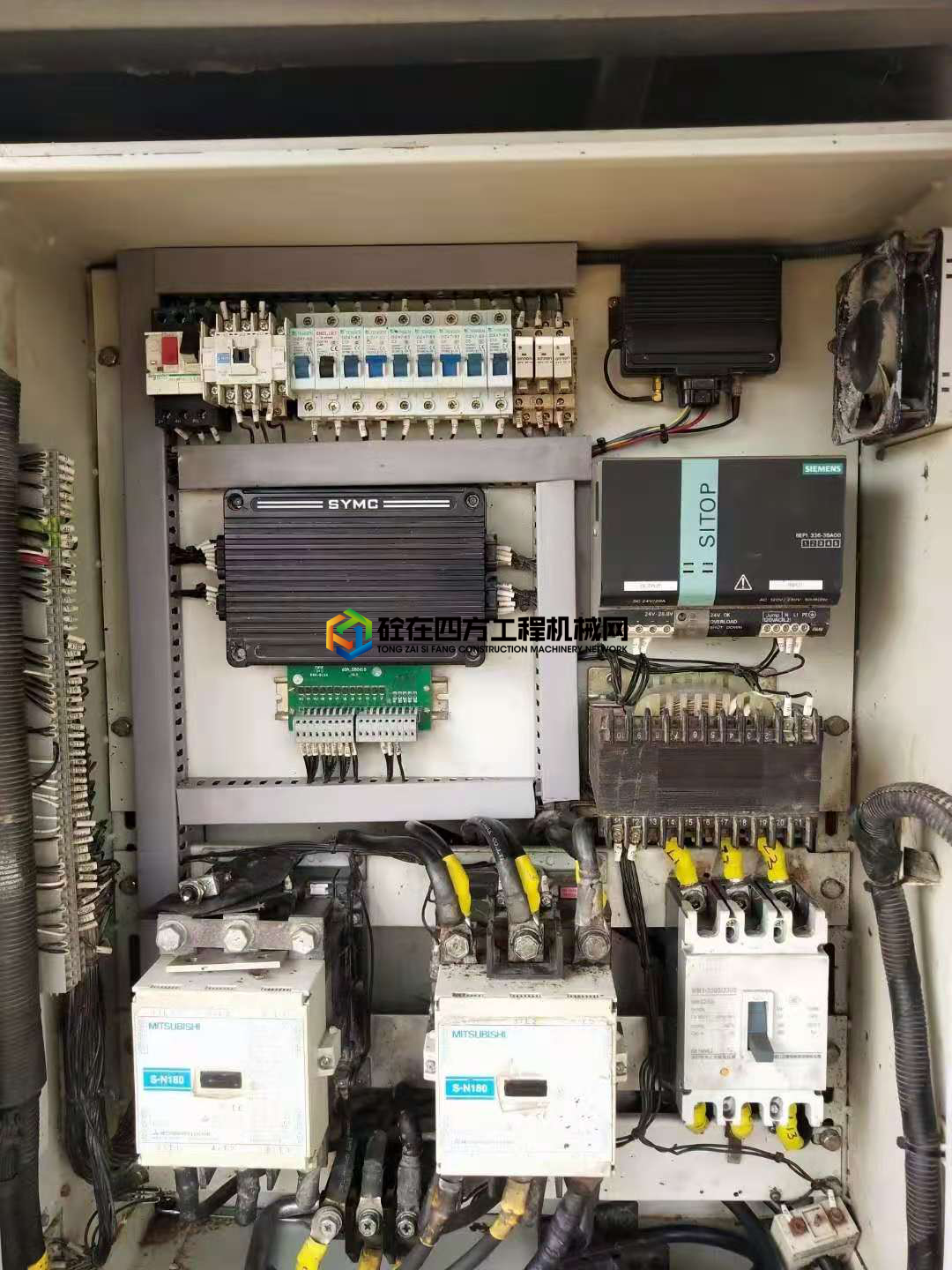 https://images.tongzsf.com/tong/truck_machine/20210507/1609505ba2da0a.jpg