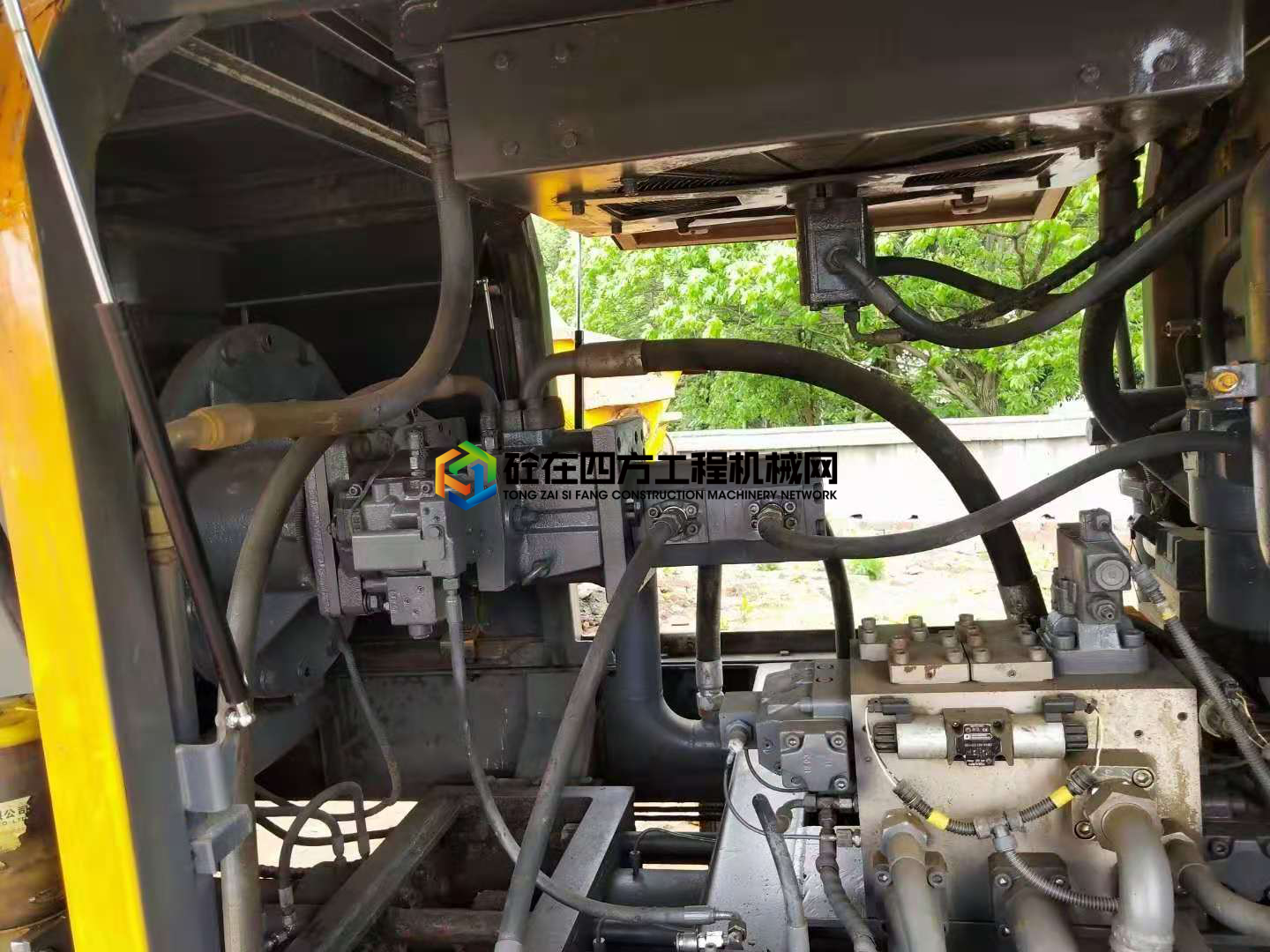 https://images.tongzsf.com/tong/truck_machine/20210507/1609505d1f2d4d.jpg