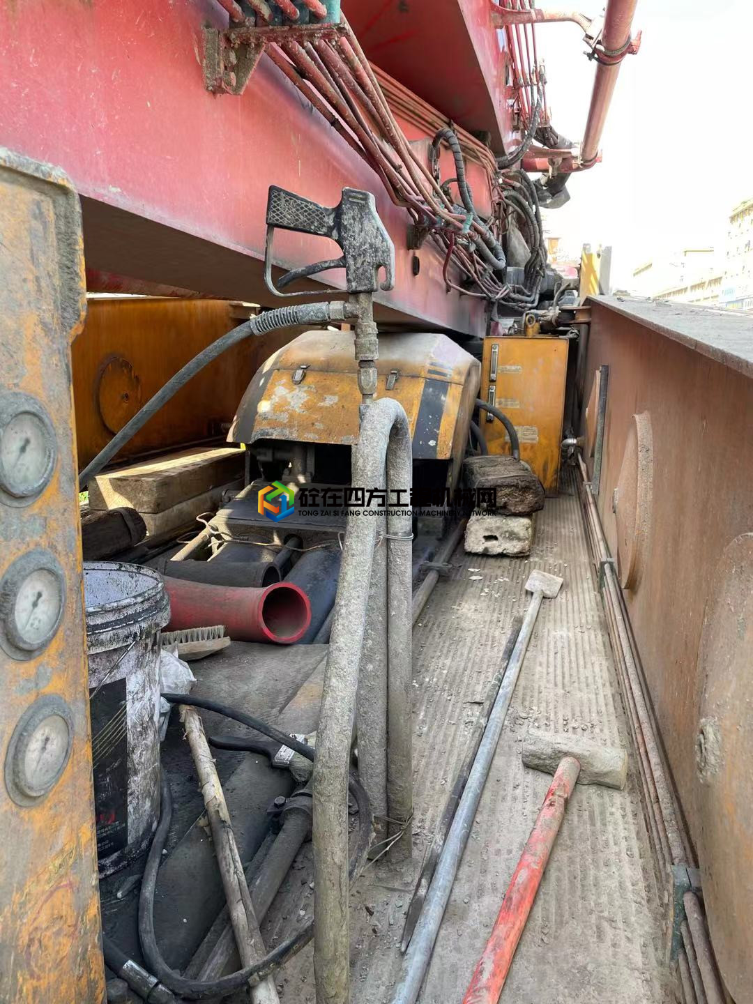 https://images.tongzsf.com/tong/truck_machine/20210508/16095e3ea3fafd.jpg
