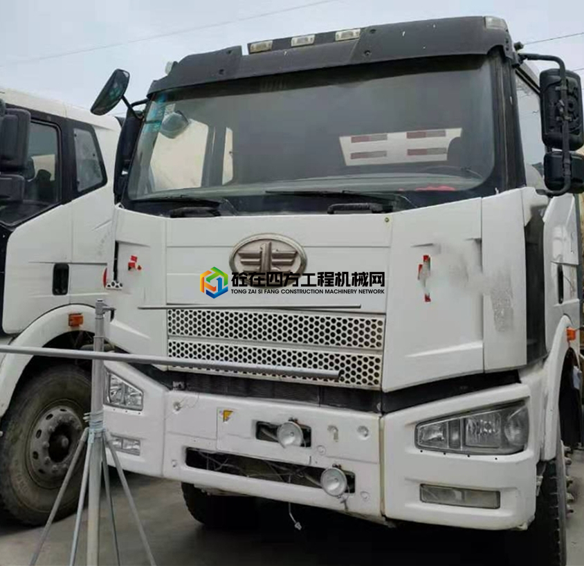 https://images.tongzsf.com/tong/truck_machine/20210508/16095f1ba65ac4.jpg