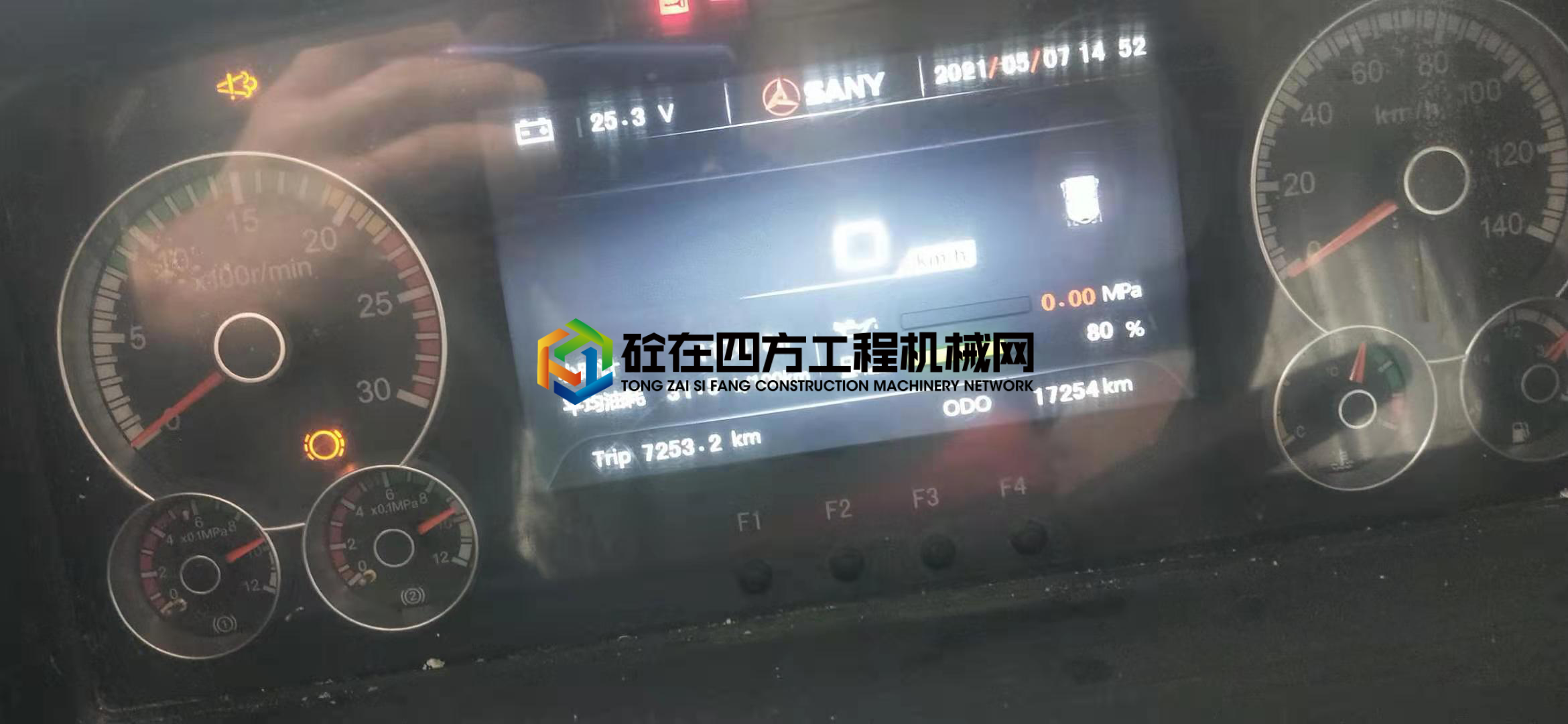 https://images.tongzsf.com/tong/truck_machine/20210508/1609633e9e5ea7.jpg