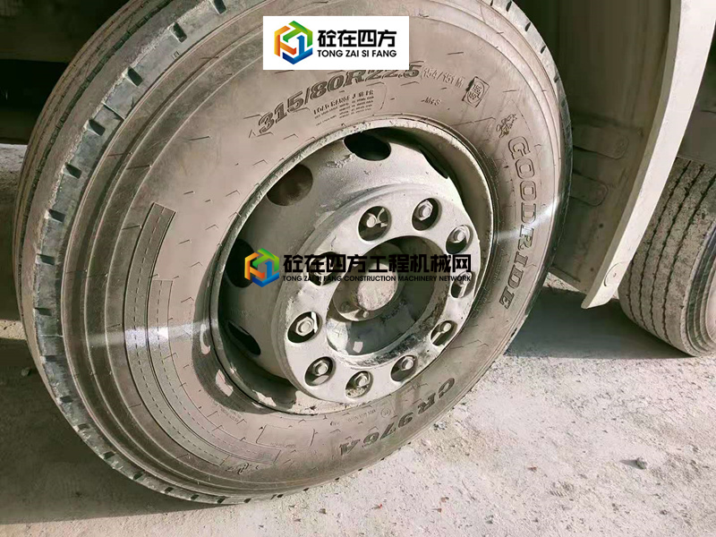https://images.tongzsf.com/tong/truck_machine/20210508/160964a5ed9481.jpg