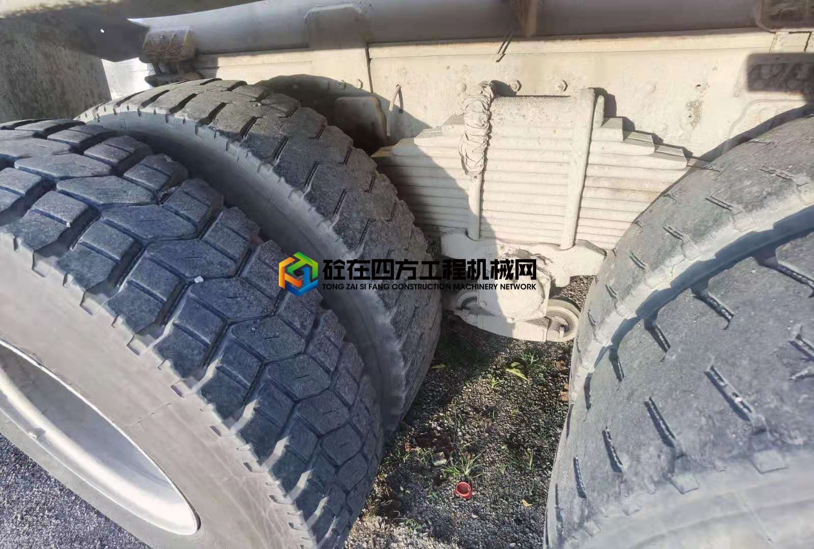 https://images.tongzsf.com/tong/truck_machine/20210508/160965283e17d9.jpg